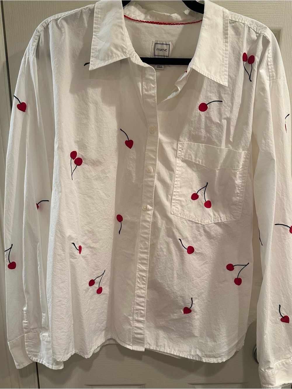 Maeve Embroidered Button up - Picture 2 of 5